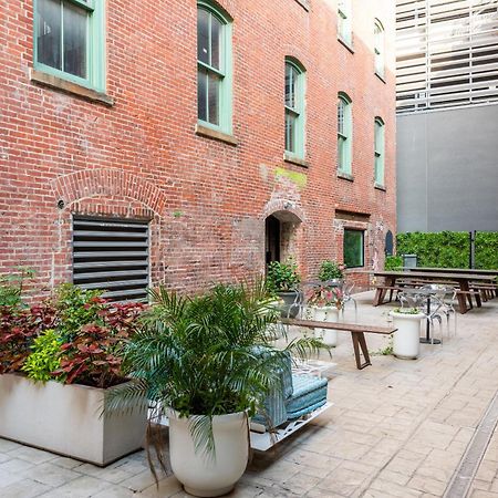 Mint House At The Divine Lorraine Hotel - Filadelfia Exterior foto